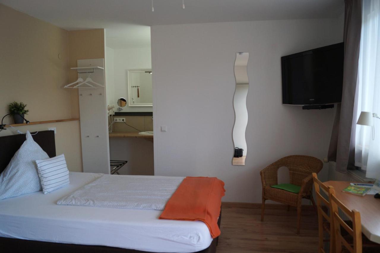 Kraft Hotel A61 Worms - Alzey Gundersheim エクステリア 写真
